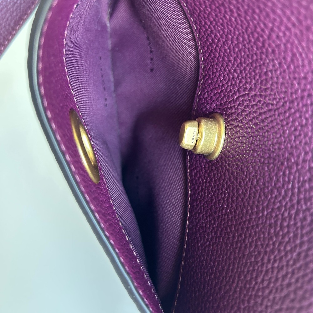Coach Chaise Crossbody 19 Plum Pebble Leather Bag CC390 - Picture 6 of 9